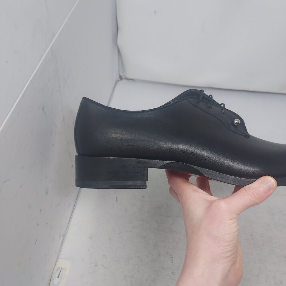 Christian Louboutin Black Chambeliss Leather Oxford Shoe - Picture 8 of 12